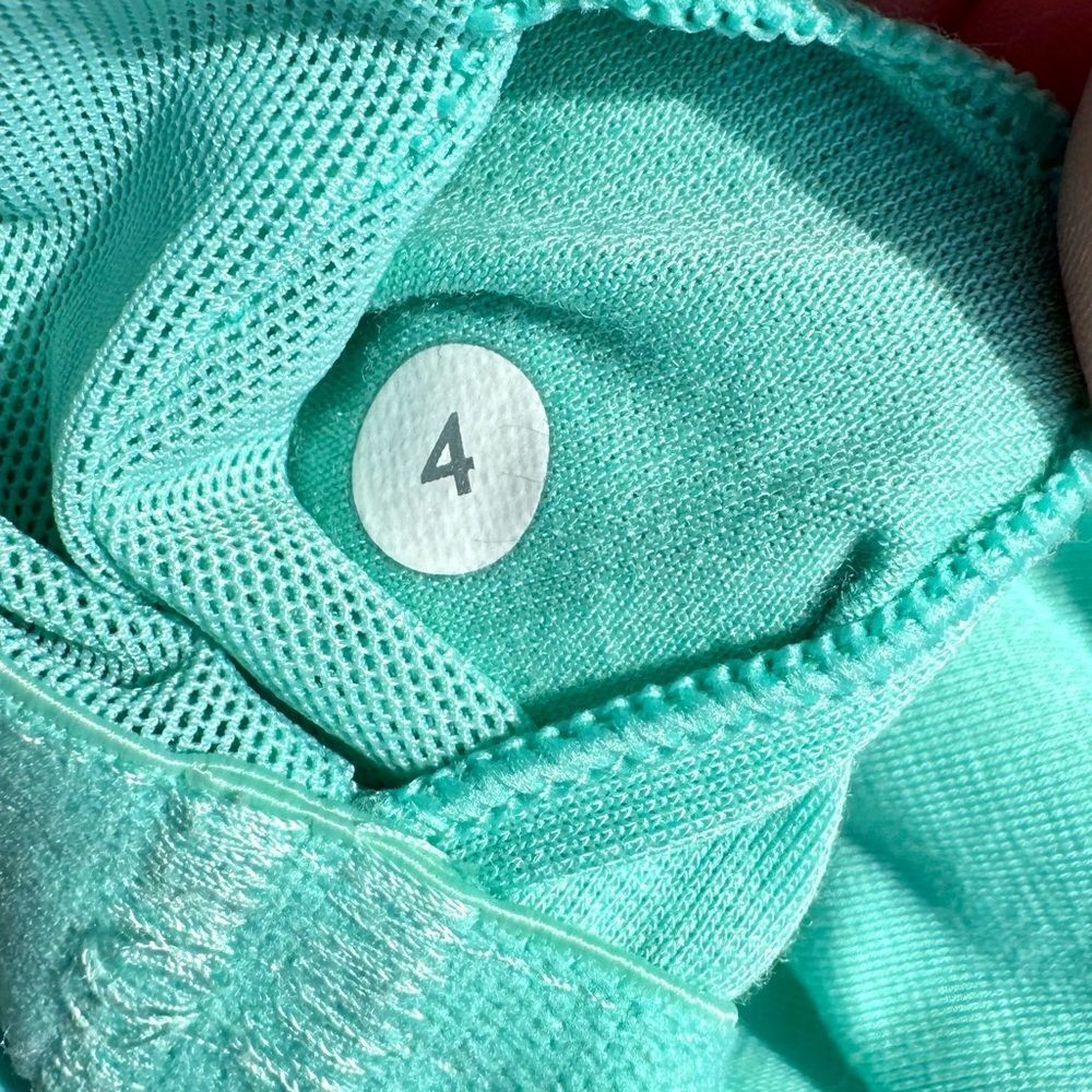 Lululemon Power Y Tank (Clouded DreamsโMulti) - Picture 8 of 8